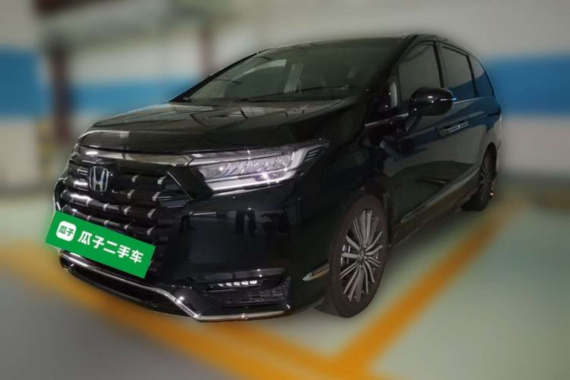 Used Honda Elysion 2022 2.0L eHEV Luxury Edition Front Left 45 Deg