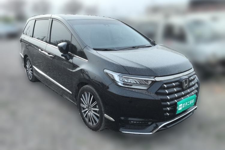 Used Honda Elysion 2022 2.0L eHEV Prestige Edition Front Right 45 Deg