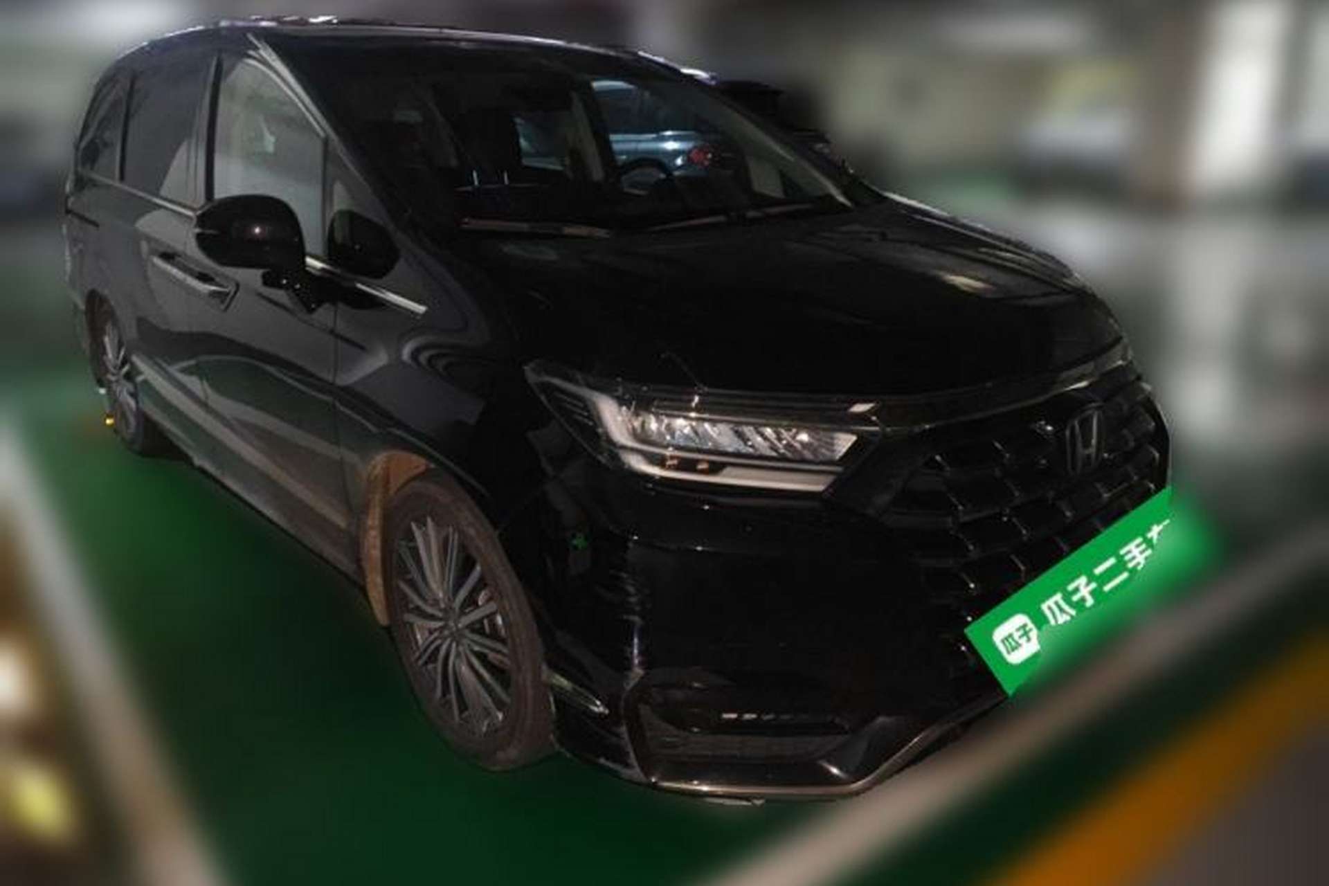 Used Honda Elysion 2022 2.0L eHEV Luxury Edition Front Right 45 Deg