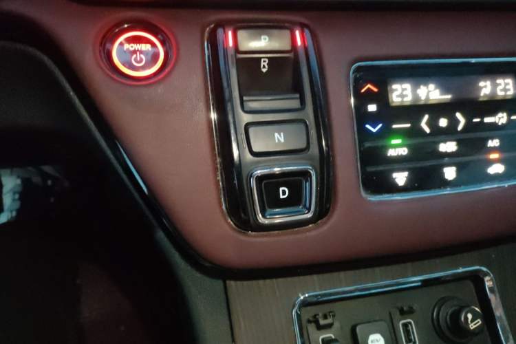 Used Honda Elysion 2022 2.0L eHEV Prestige Edition Gear Lever