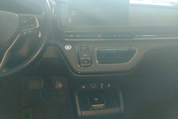 Used Honda Elysion 2022 2.0L eHEV Luxury Edition Gear Lever