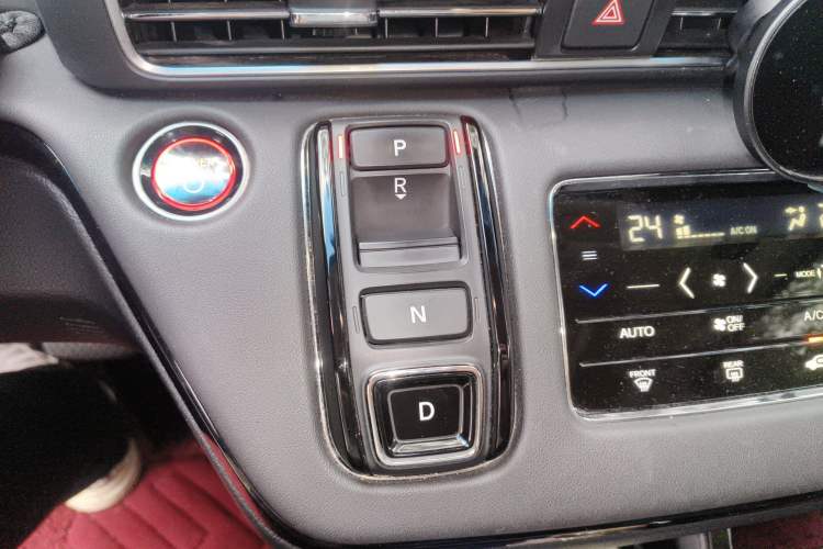 Used Honda Elysion 2022 2.0L eHEV Luxury Edition Gear Lever