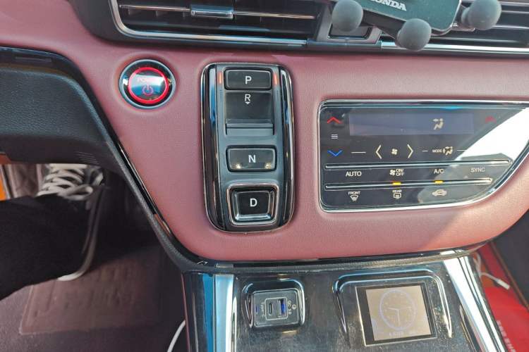 Used Honda Elysion 2022 2.0L eHEV Prestige Edition Gear Lever