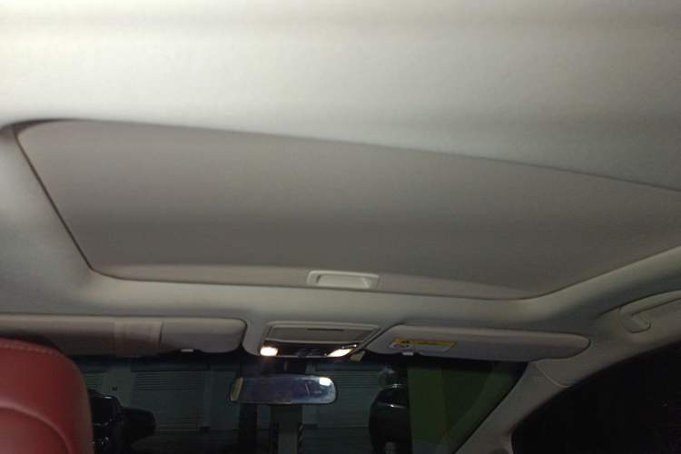 Used Honda Elysion 2022 2.0L eHEV Prestige Edition Headliner