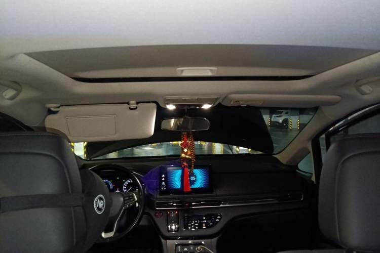 Used Honda Elysion 2022 2.0L eHEV Luxury Edition Headliner