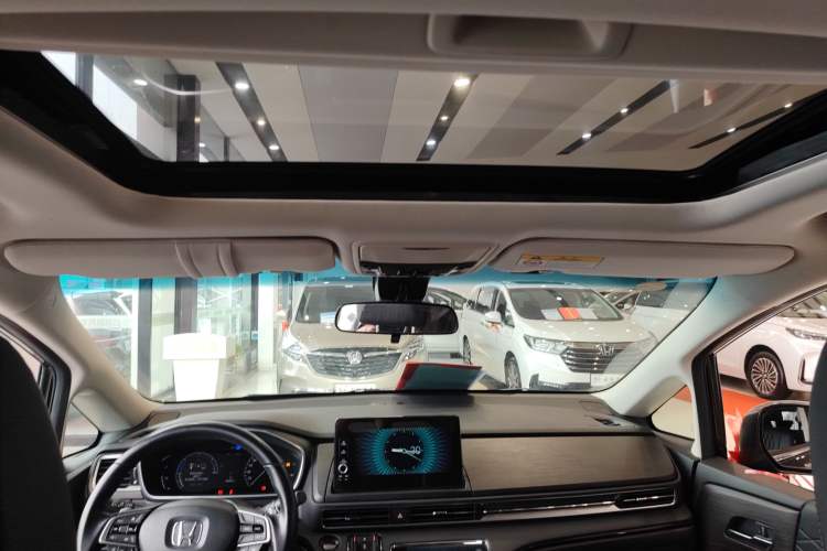 Used Honda Elysion 2022 2.0L eHEV Luxury Edition Headliner