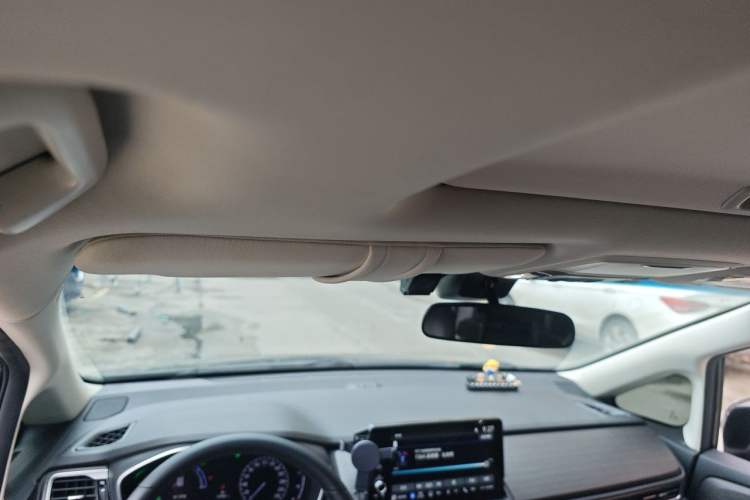 Used Honda Elysion 2022 2.0L eHEV Luxury Edition Headliner