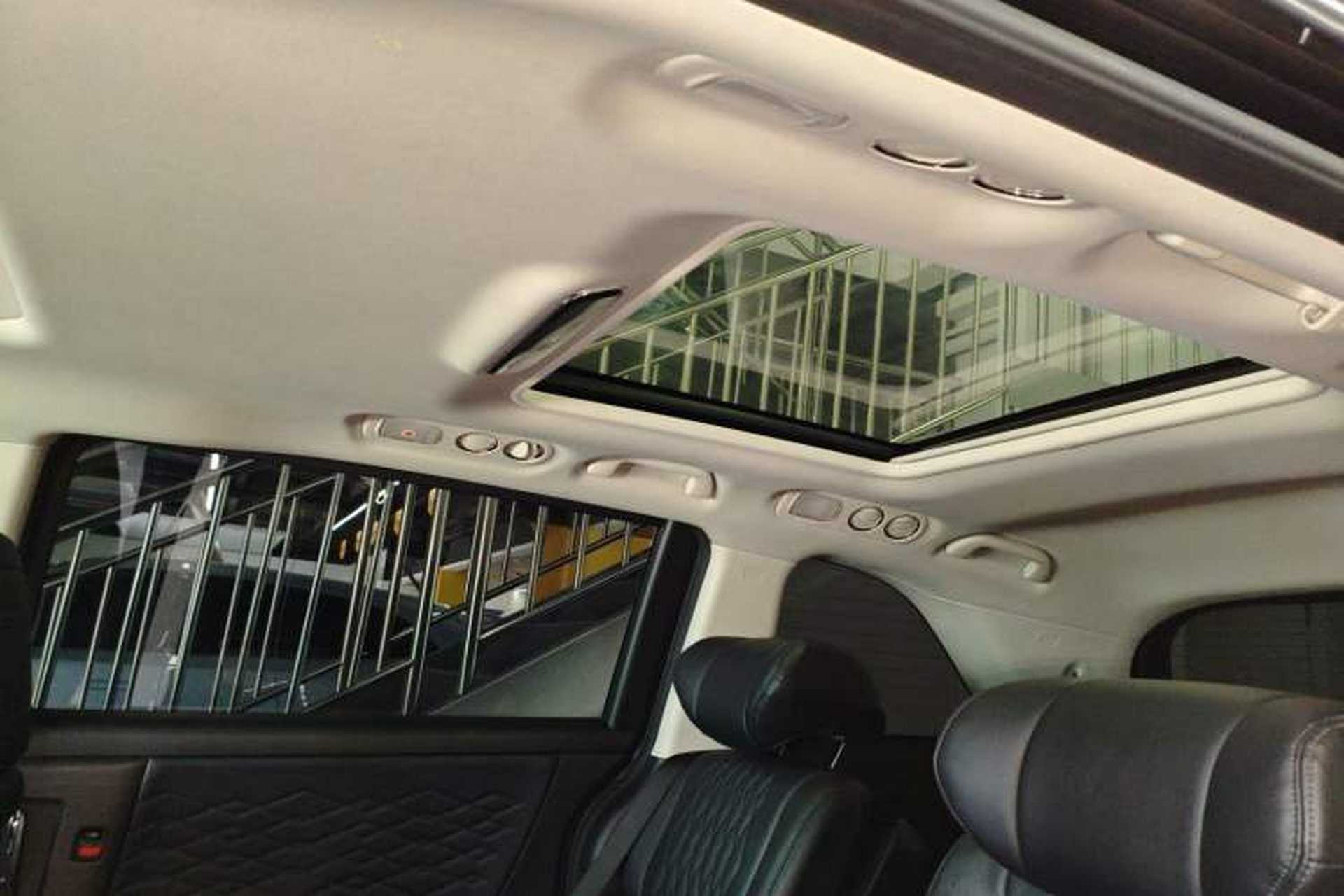 Used Honda Elysion 2022 2.0L eHEV Luxury Edition Headliner