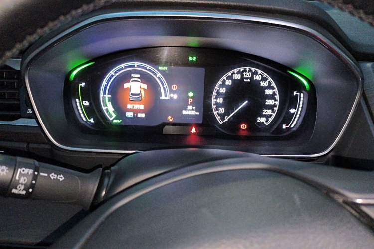 Used Honda Elysion 2022 2.0L eHEV Luxury Edition Instrument Cluster
