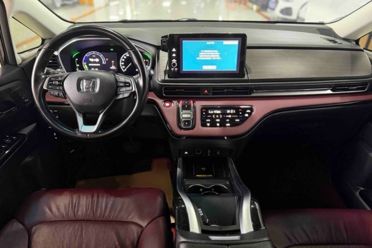 Used Honda Elysion 2022 2.0L eHEV Prestige Edition Interior 1