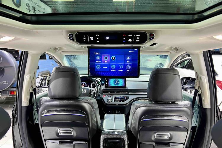 Used Honda Elysion 2022 2.0L eHEV Prestige Edition Interior 2