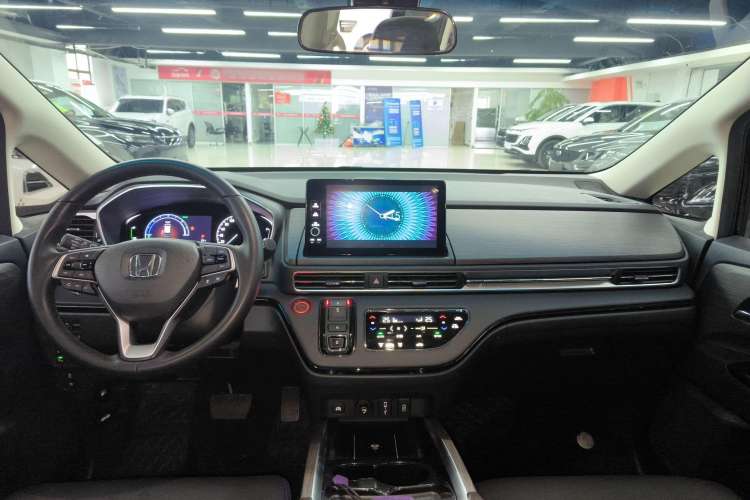 Used Honda Elysion 2022 2.0L eHEV Luxury First Edition Interior 2