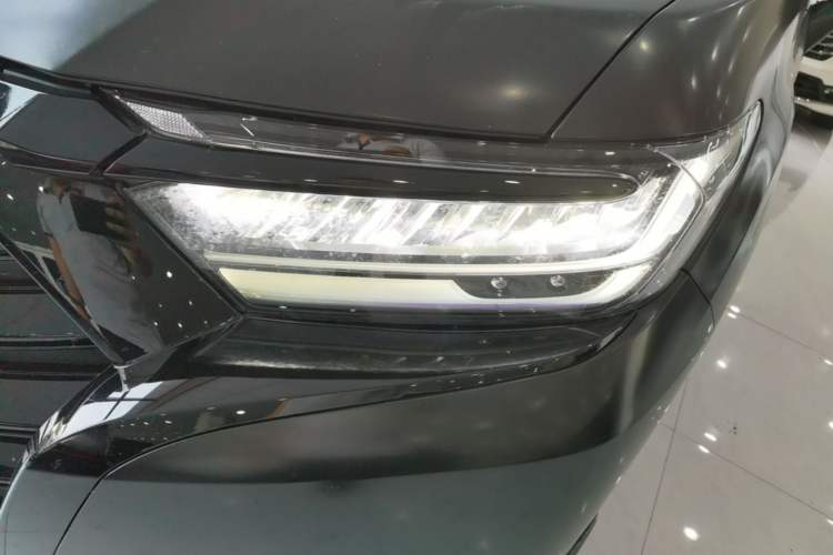Used Honda Elysion 2022 2.0L eHEV Luxury Edition Left Front Headlight
