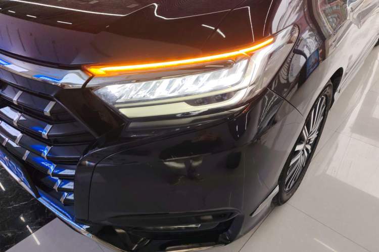 Used Honda Elysion 2022 2.0L eHEV Prestige Edition Left Front Headlight