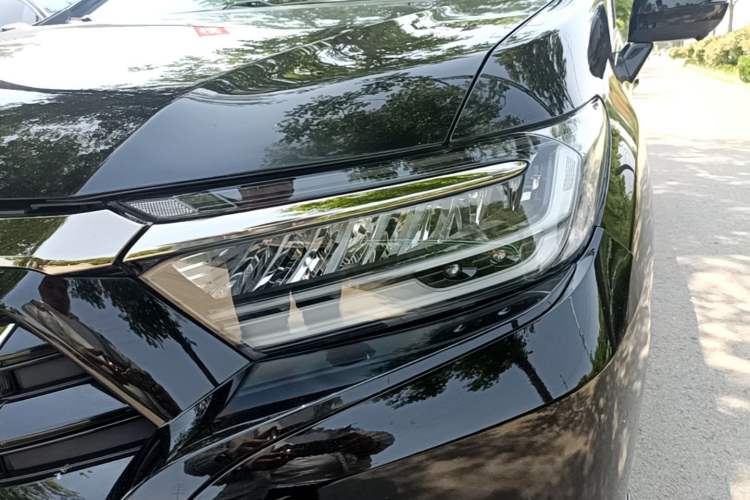 Used Honda Elysion 2022 2.0L eHEV Luxury Edition Left Front Headlight