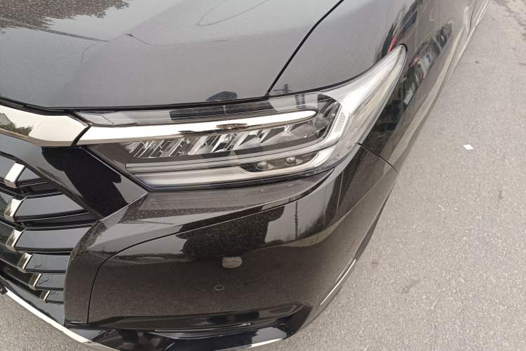 Used Honda Elysion 2022 2.0L eHEV Prestige Edition Left Front Headlight
