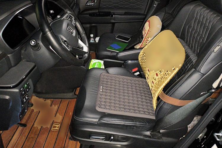 Used Honda Elysion 2022 2.0L eHEV Luxury Edition Left Front Seat