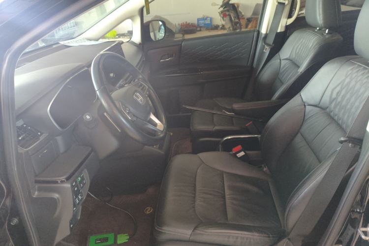 Used Honda Elysion 2022 2.0L eHEV Luxury Edition Left Front Seat