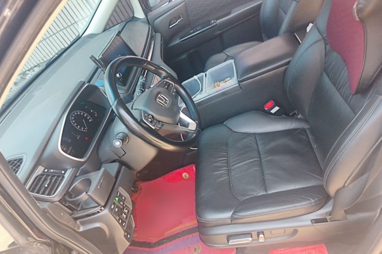 Used Honda Elysion 2022 2.0L eHEV Luxury First Edition Left Front Seat