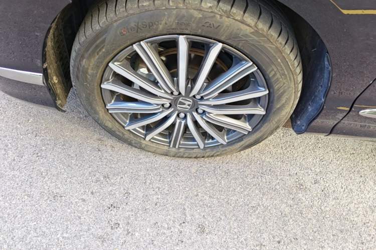 Used Honda Elysion 2022 2.0L eHEV Luxury Edition Left Front Wheel Hub