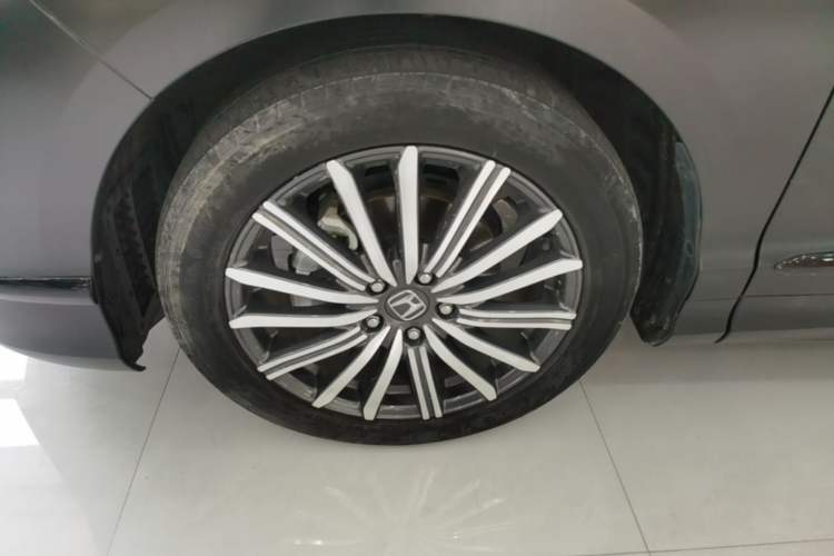 Used Honda Elysion 2022 2.0L eHEV Luxury Edition Left Front Wheel Hub