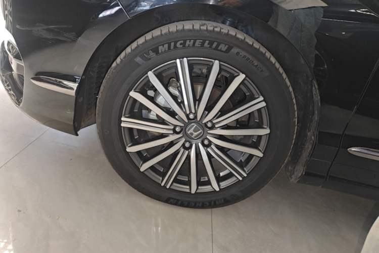 Used Honda Elysion 2022 2.0L eHEV Luxury Edition Left Front Wheel Hub
