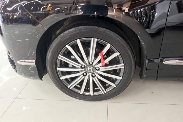 Used Honda Elysion 2022 2.0L eHEV Luxury Edition Left Front Wheel Hub