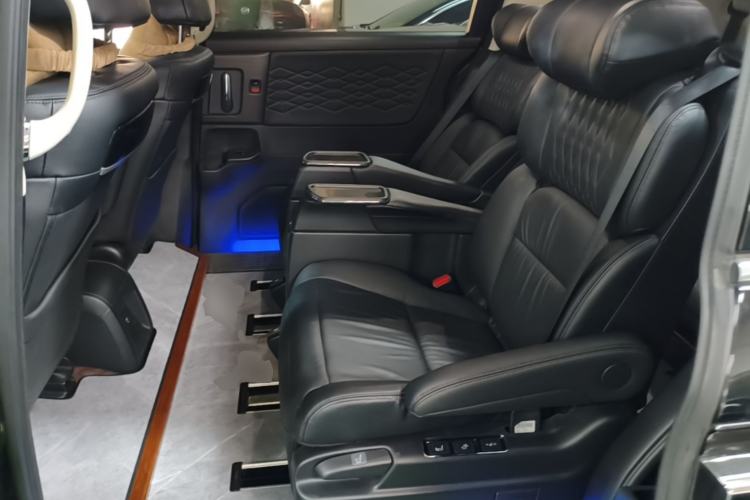 Used Honda Elysion 2022 2.0L eHEV Prestige Edition Left Rear Seat