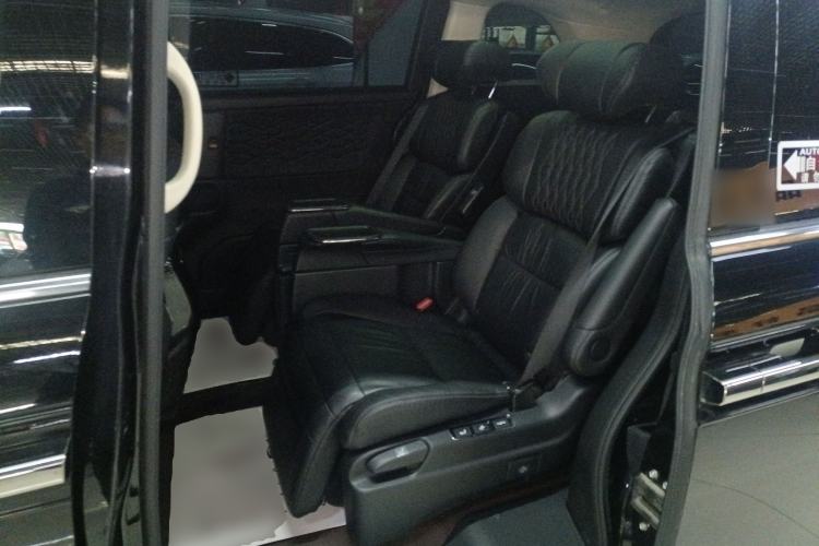 Used Honda Elysion 2022 2.0L eHEV Luxury Edition Left Rear Seat