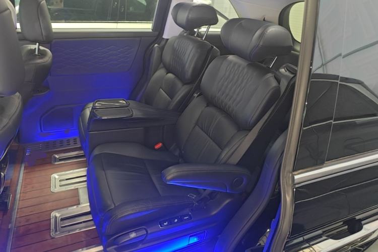 Used Honda Elysion 2022 2.0L eHEV Luxury Edition Left Rear Seat