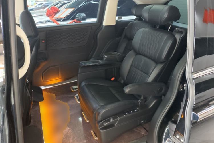 Used Honda Elysion 2022 2.0L eHEV Luxury Edition Left Rear Seat