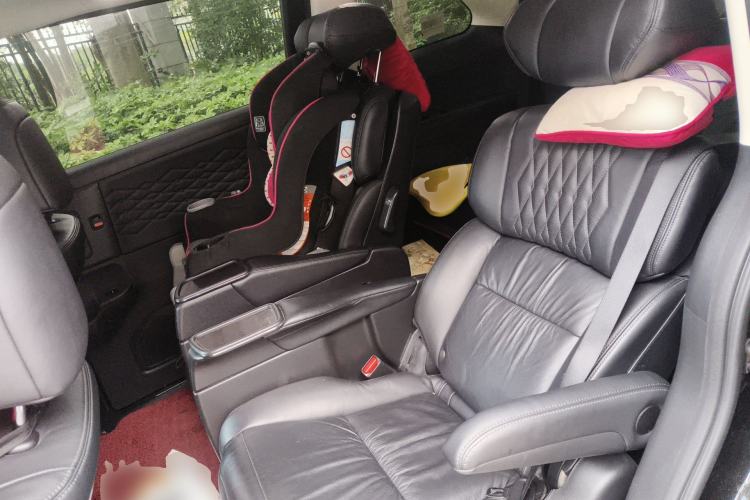 Used Honda Elysion 2022 2.0L eHEV Luxury Edition Left Rear Seat