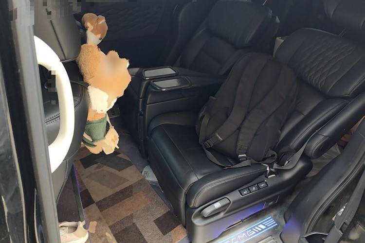 Used Honda Elysion 2022 2.0L eHEV Luxury First Edition Left Rear Seat