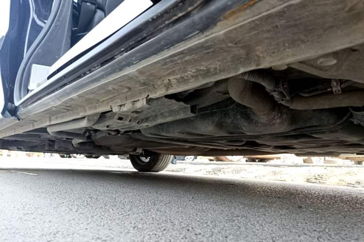 Used Honda Elysion 2022 2.0L eHEV Luxury Edition Left Side Sill