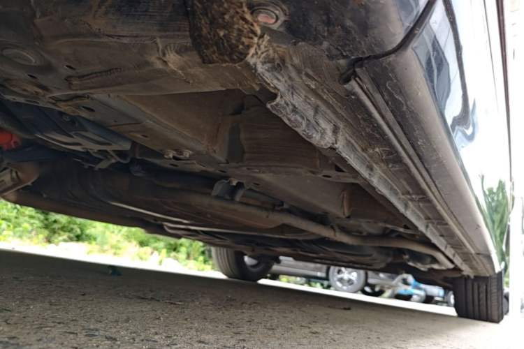 Used Honda Elysion 2022 2.0L eHEV Luxury Edition Left Side Sill
