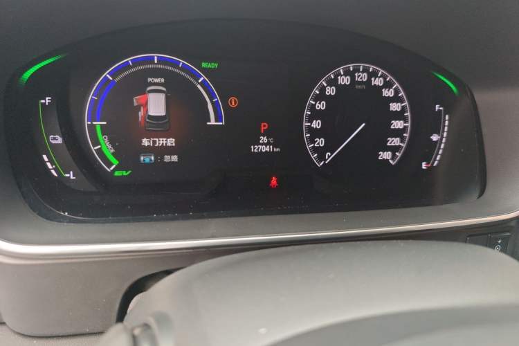 Used Honda Elysion 2022 2.0L eHEV Luxury Edition Odometer Close Up