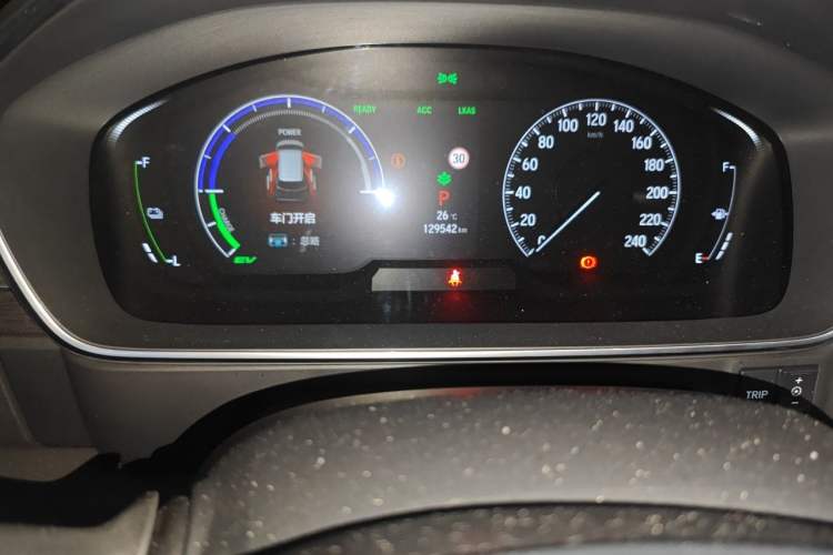 Used Honda Elysion 2022 2.0L eHEV Luxury Edition Odometer Close Up
