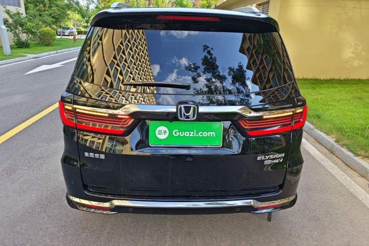 Used Honda Elysion 2022 2.0L eHEV Luxury Edition Rear