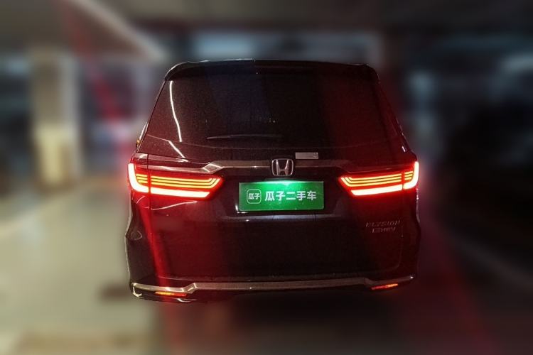 Used Honda Elysion 2022 2.0L eHEV Luxury Edition Rear