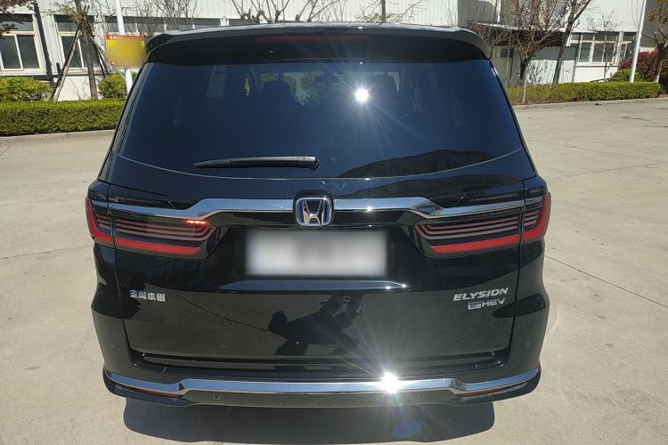 Used Honda Elysion 2022 2.0L eHEV Luxury First Edition Rear