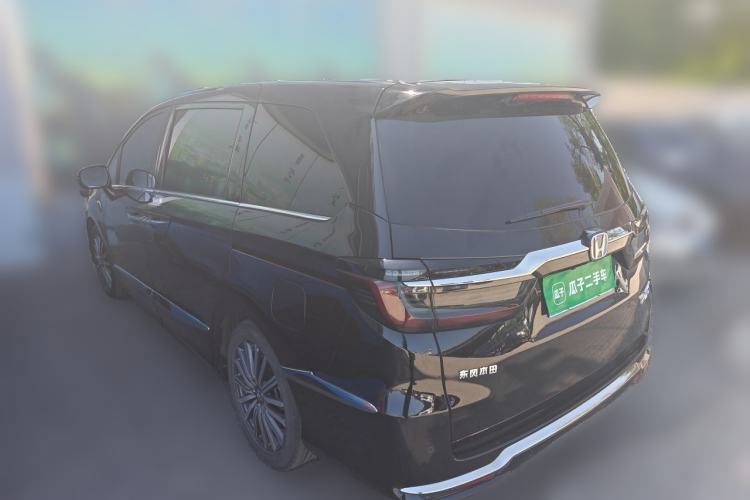 Used Honda Elysion 2022 2.0L eHEV Luxury Edition Rear Left 45 Deg