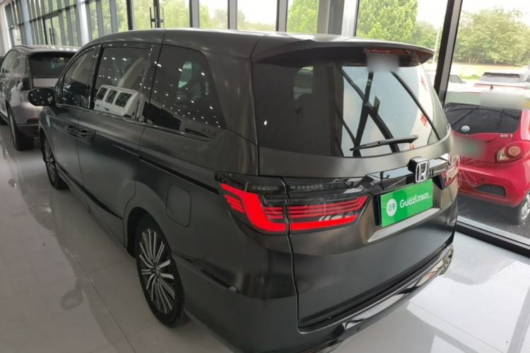 Used Honda Elysion 2022 2.0L eHEV Luxury Edition Rear Left 45 Deg