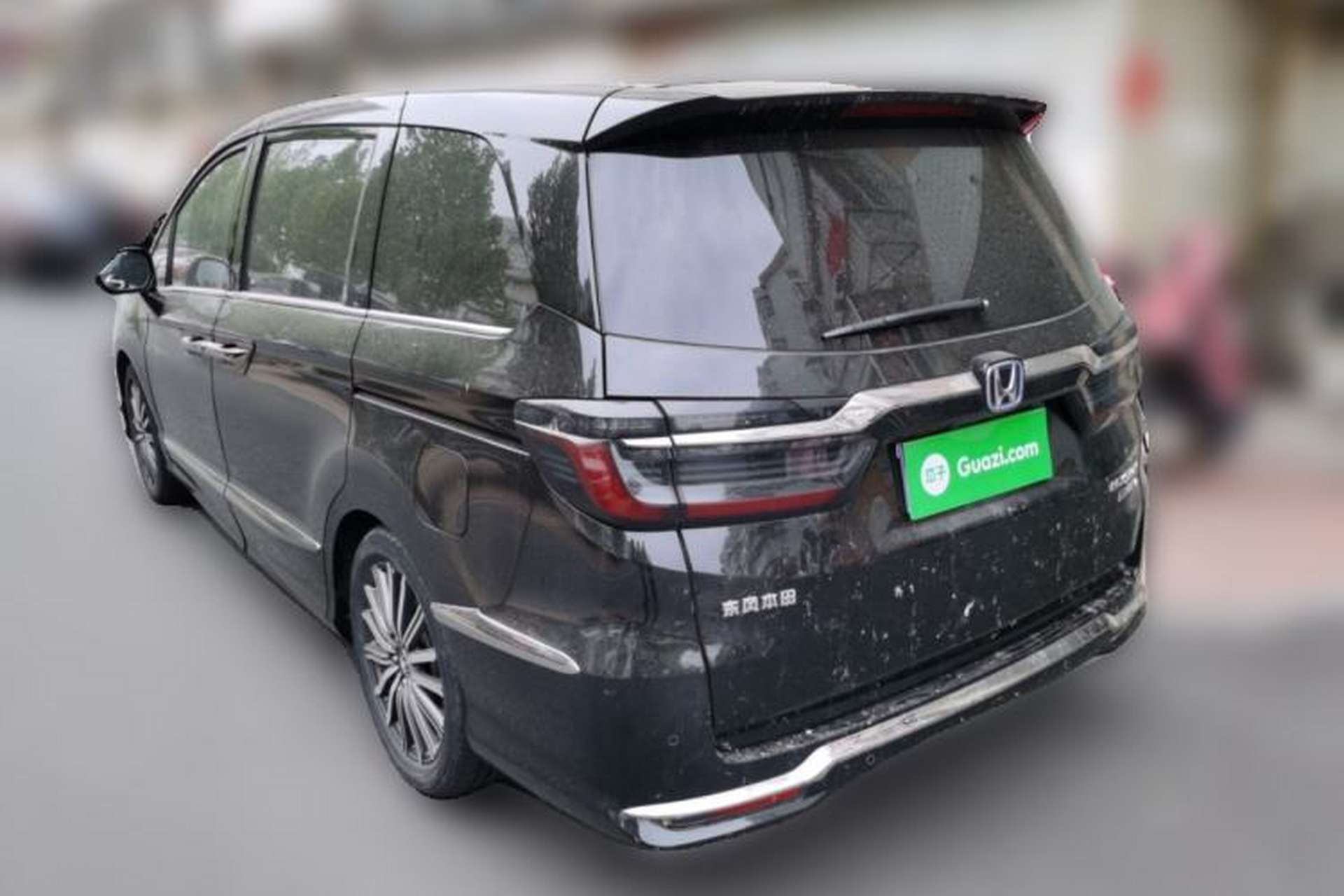 Used Honda Elysion 2022 2.0L eHEV Luxury Edition Rear Left 45 Deg