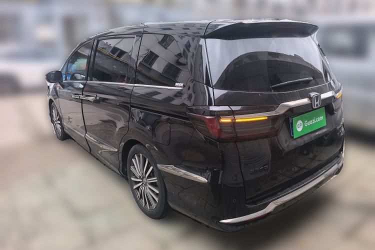 Used Honda Elysion 2022 2.0L eHEV Luxury Edition Rear Left 45 Deg