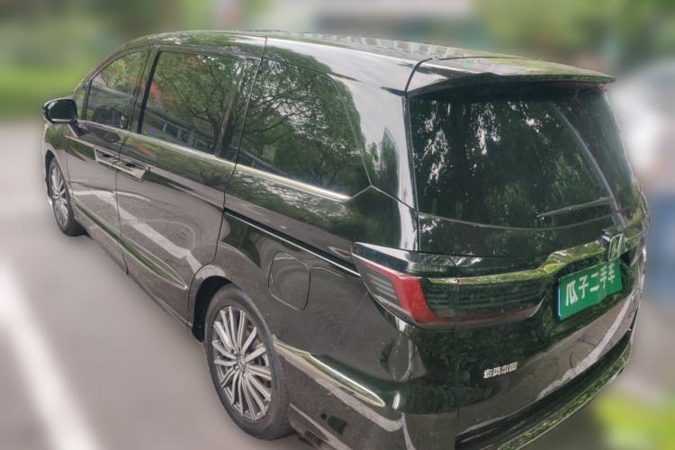 Used Honda Elysion 2022 2.0L eHEV Luxury Edition Rear Left 45 Deg
