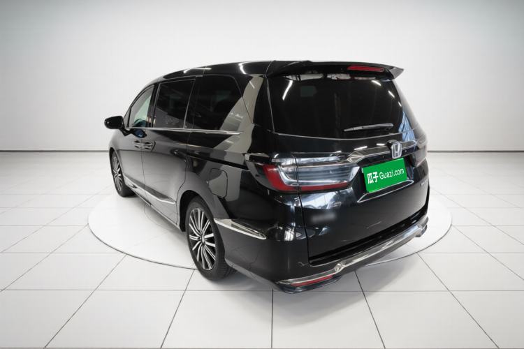 Used Honda Elysion 2022 2.0L eHEV Luxury First Edition Rear Left 45 Deg