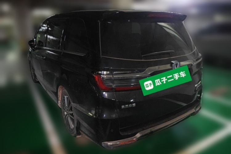 Used Honda Elysion 2022 2.0L eHEV Luxury Edition Rear Left 45 Deg