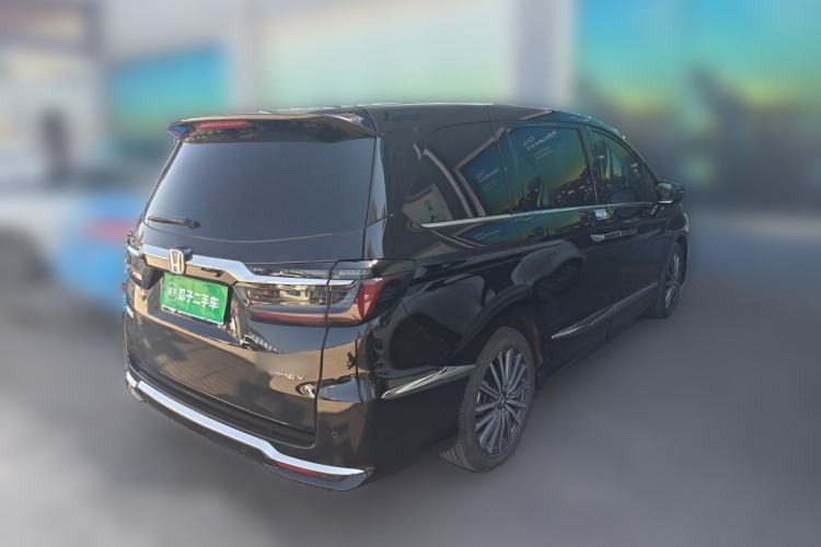 Used Honda Elysion 2022 2.0L eHEV Luxury Edition Rear Right 45 Deg