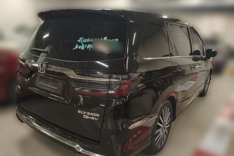 Used Honda Elysion 2022 2.0L eHEV Luxury Edition Rear Right 45 Deg