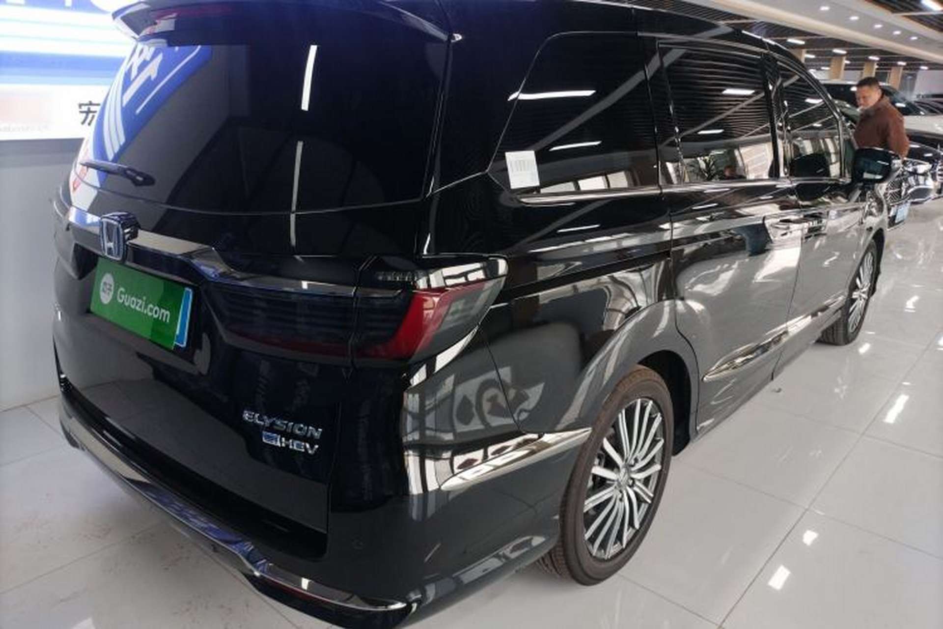 Used Honda Elysion 2022 2.0L eHEV Prestige Edition Rear Right 45 Deg